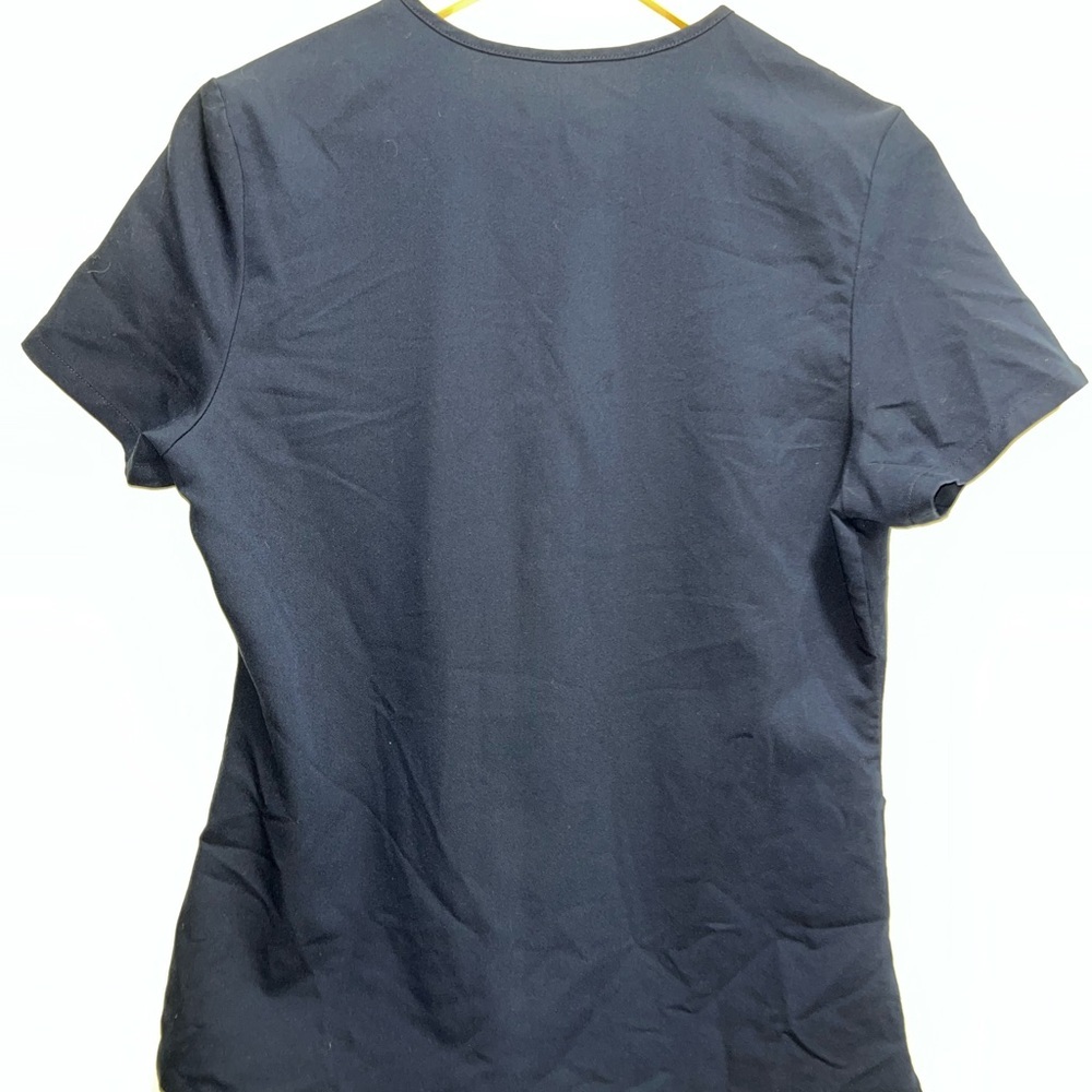 FIGS Women’s Scrub Top Navy Threads for Threads Size XS - Picture 3 of 5